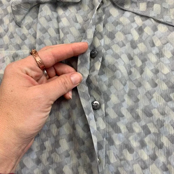 SOLD Armani Collezioni Vintage Y2K Gray 3/4 Crop Sleeve Ruffle Neck Sheer Silk - Picture 4 of 14